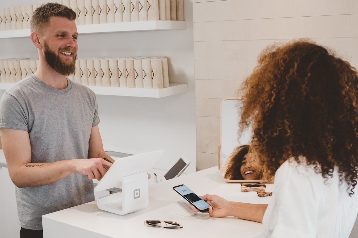 Shopify - plataforma de e-commerce com IA integrada